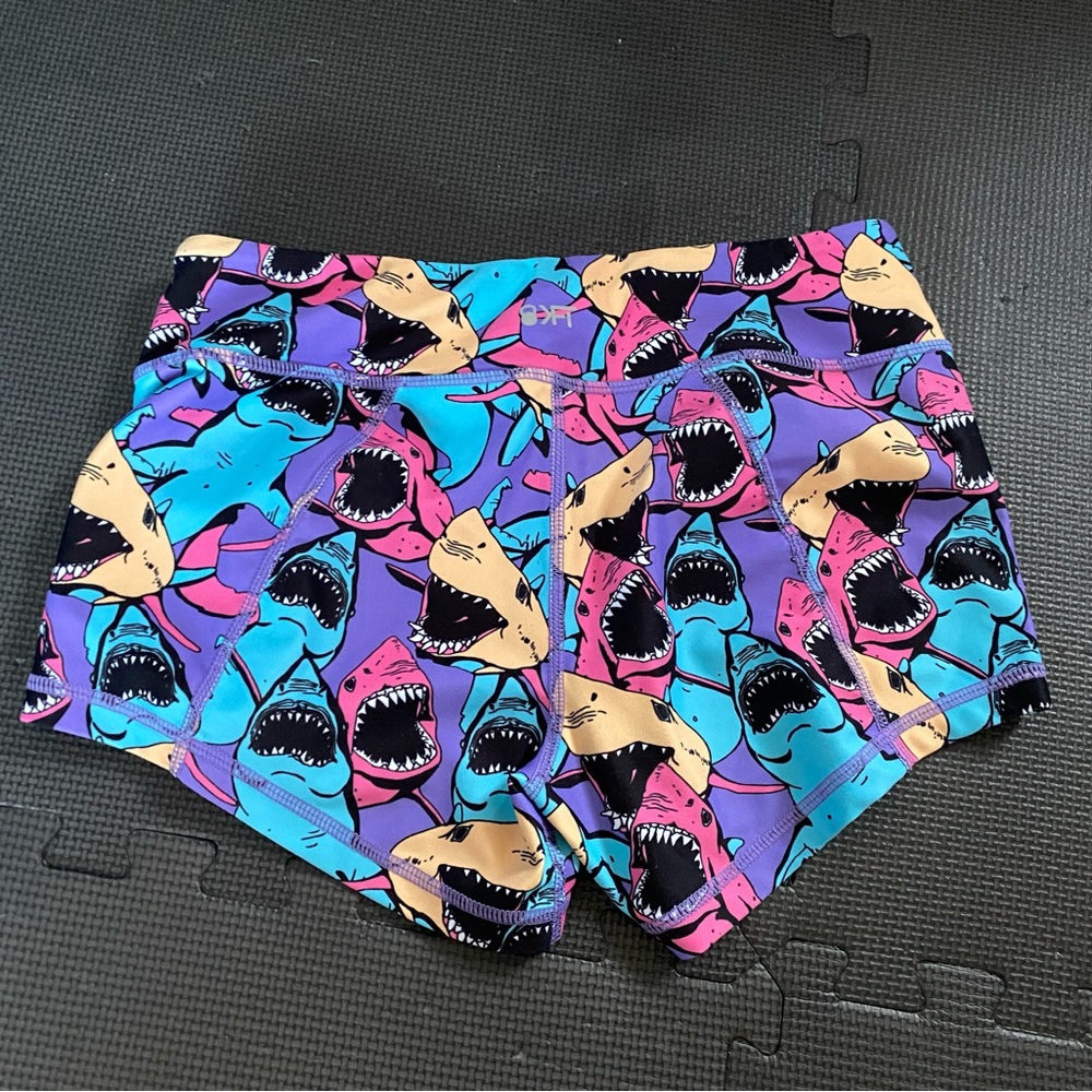 KFT sharks, S